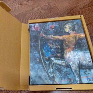 Fantastic Beasts & Where to Find Them Illustrated Deluxe Slipcase-First Edition